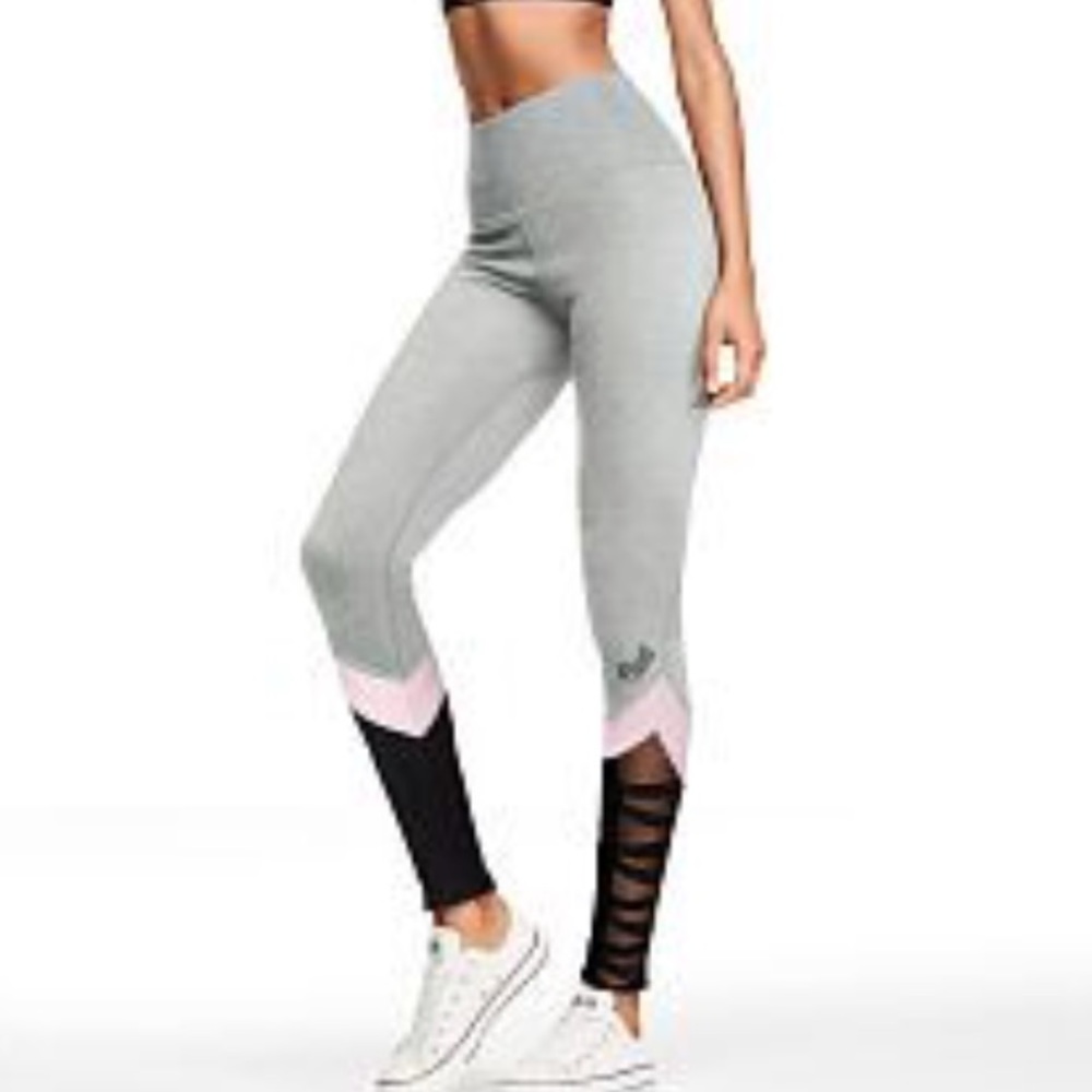Victoria’s Secret PINK Ultimate Strappy Legging